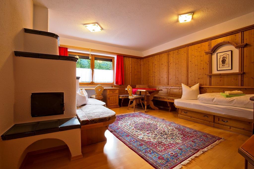 Apart Auer Umhausen Kamer foto
